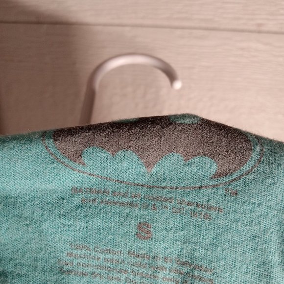 Retro DC Comics Batman Japan Sky Blue Graphic Print Tee T-shirt - Picture 5 of 5